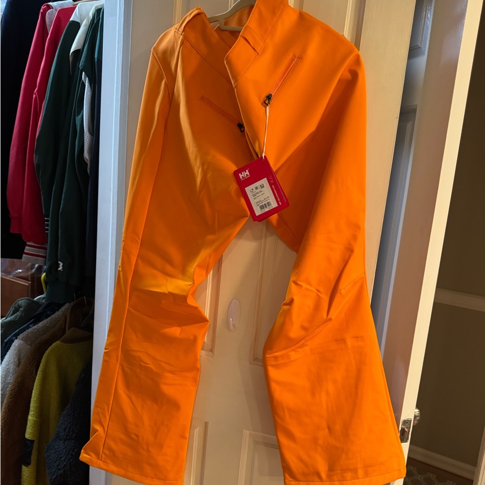 Women's Bellissimo 2 Pant in poppy orange